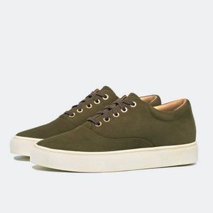 Nisolo Everyday Elayna Nubuck Suede Leather Sneakers in Moss Green